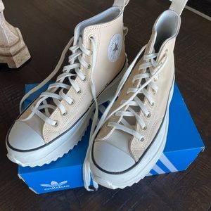 Converse Chuck Taylor Run Star Hike High Top Platform Sneakers - 8.5